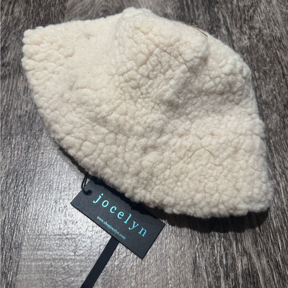 jocelyn Accessories - Jocelyn Off-White Sherpa Bucket Hat